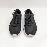 Nike Tanjun