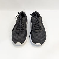 Nike Tanjun