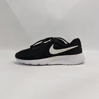 Nike Tanjun