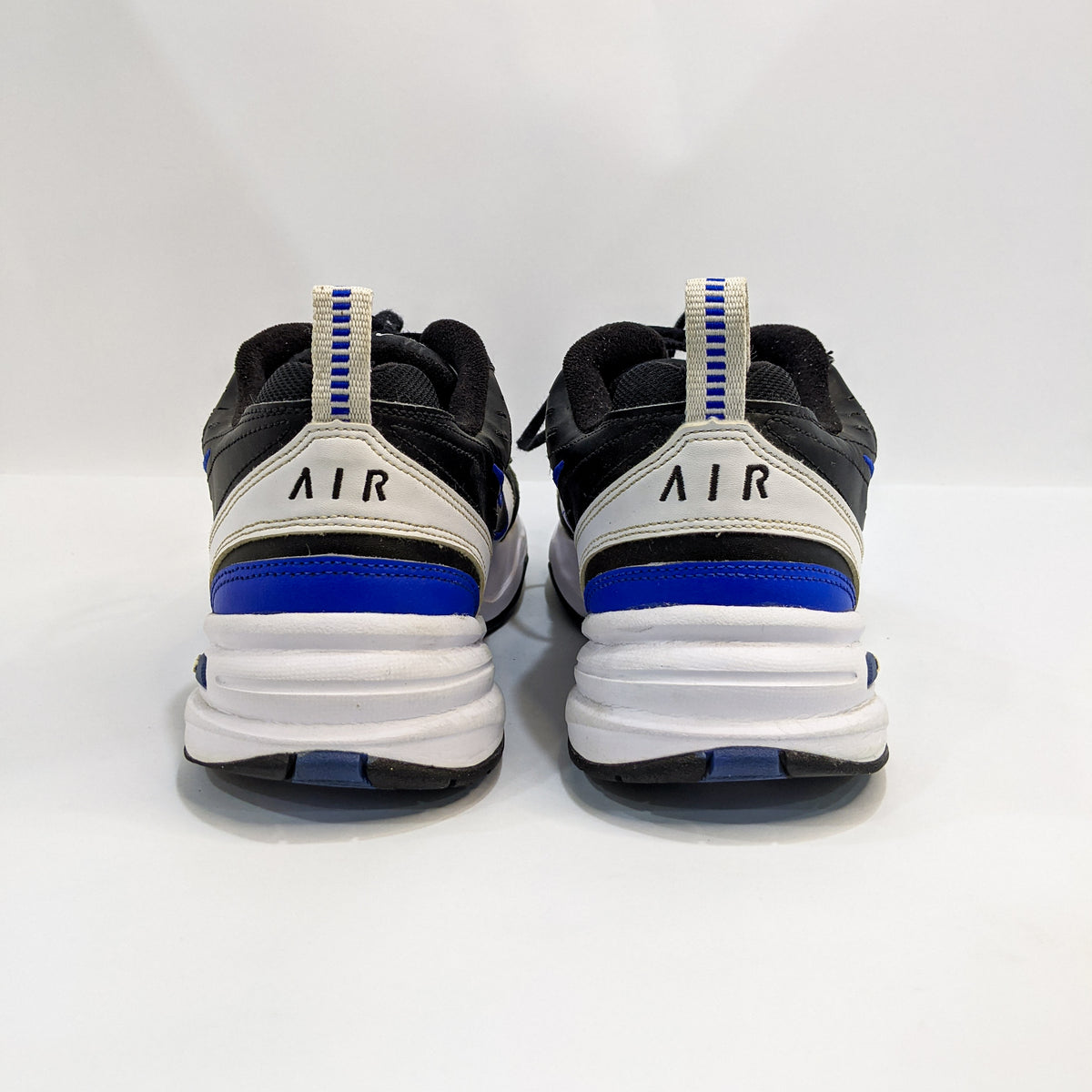 Nike Monarch IV