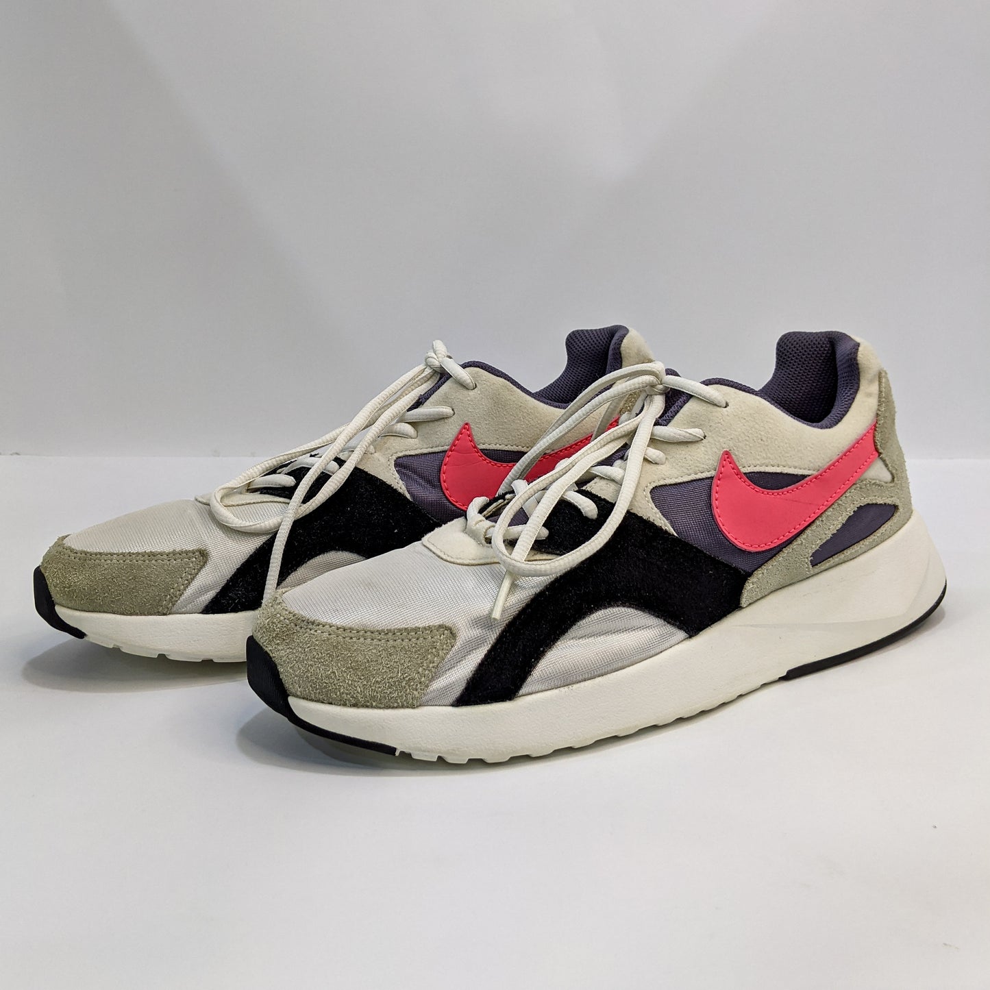 Nike Pantheos