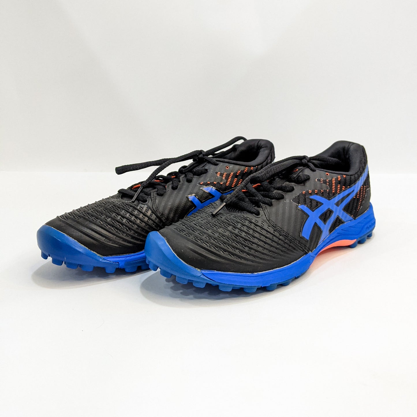 Asics Field Ultimate FF 2