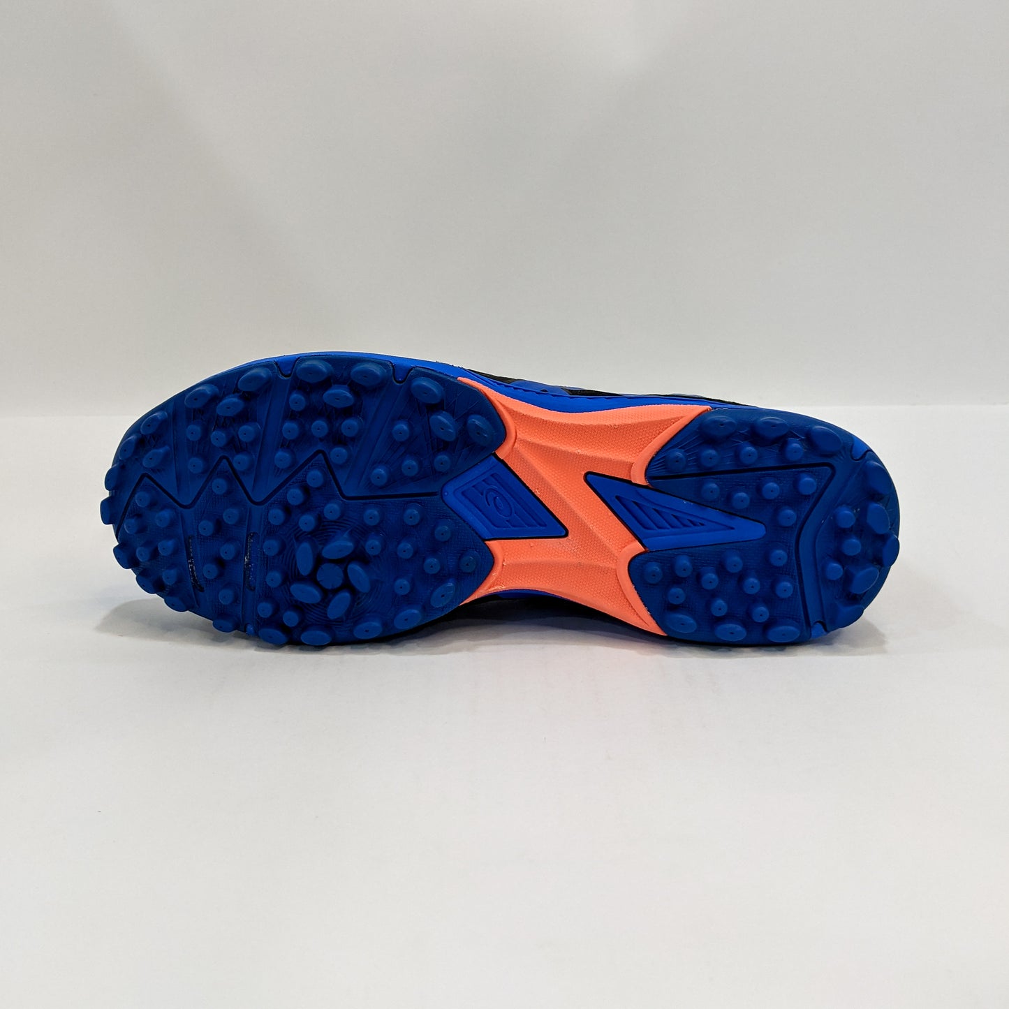 Asics Field Ultimate FF 2