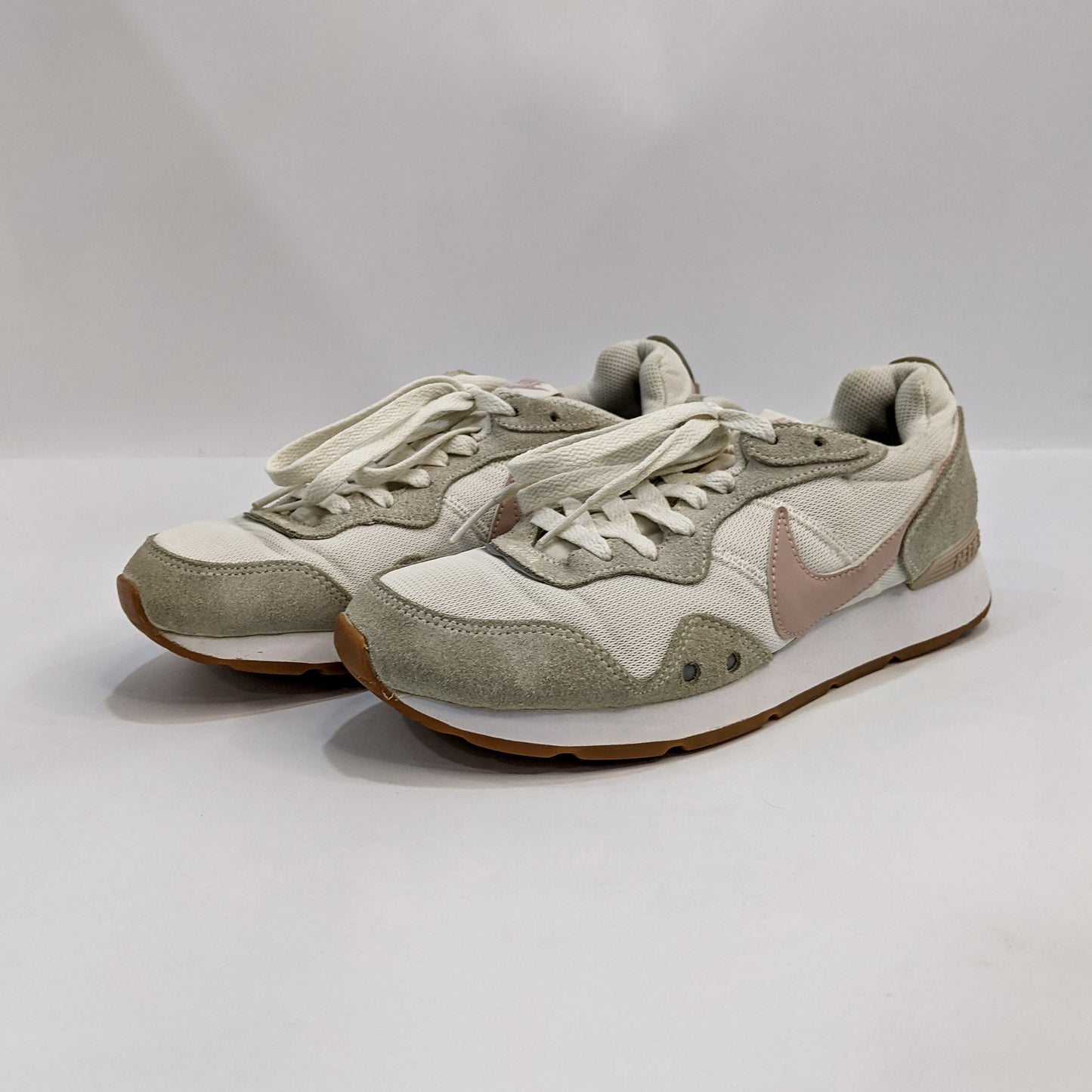 Nike Venture