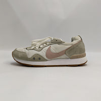 Nike Venture
